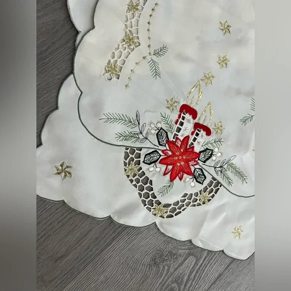 Festive Embroidered Table Runner - Picture 5 of 5
